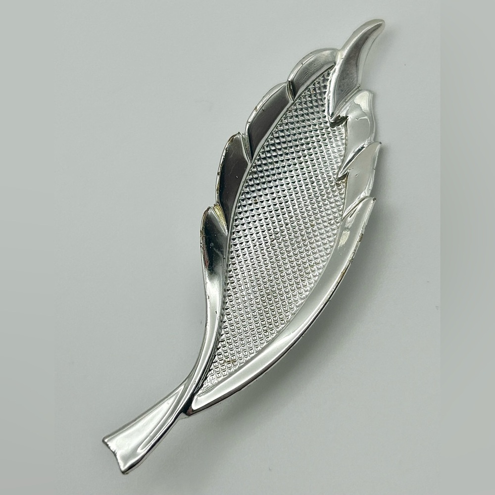 Silver Tone Leaf Brooch Pin